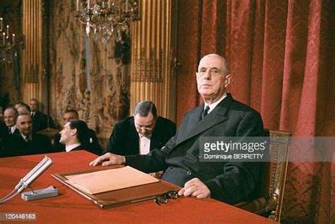 Charles De Gaulle Stockfotos En Beelden Getty Images