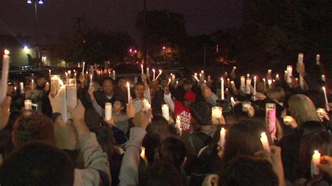 Teen Fatally Shot In Back Of The Yards Remembered At Vigil Abc7 Chicago