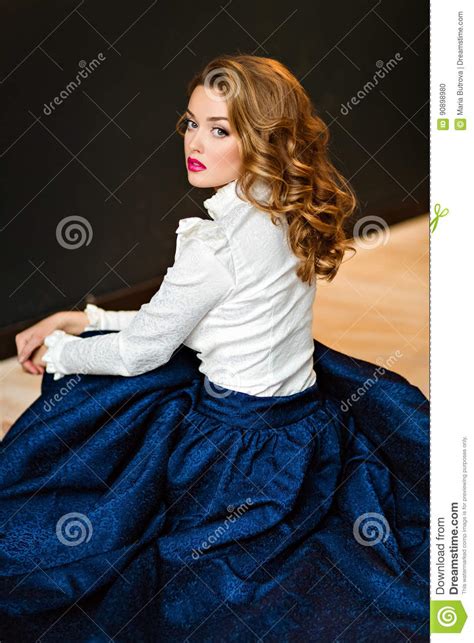 retrato de uma menina ruivo glamoroso sensual muito bonita mim foto de stock imagem de cravo