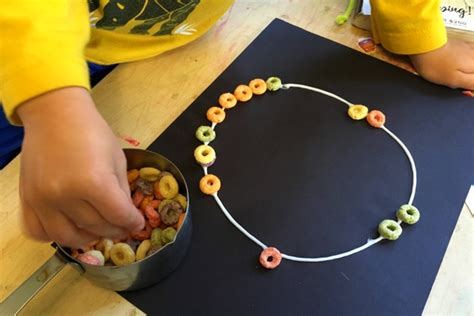 Simple Circle Craft For Toddlers Learning The Shapes