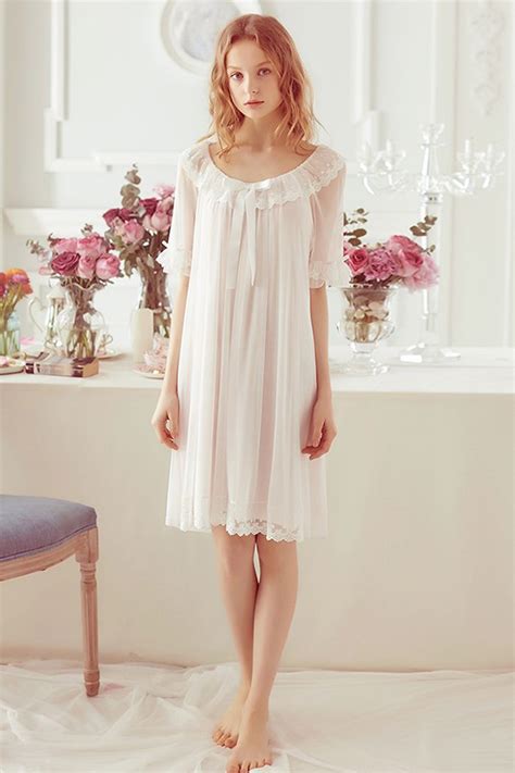 White Vintage Lace Nightdress Nightgown Sleepwear