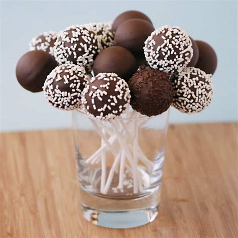 An Easy Way To Make Cake Pops Love From The Oven