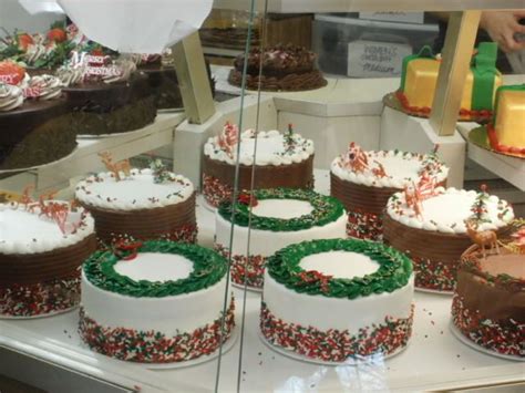 carlo s bakery of cake boss fame serves pastries for holidays in christmas cupcake cake