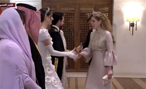 Princess Beatrice Wears Her Mothers Wedding Tiara At Jordanian Royal