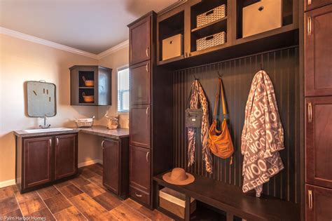 The history of prefab modular homebuilding can be traced back to the earliest massachusetts settlers, who built homes from prefabricated materials shipped from england. The Sonora II FT32763B manufactured home floor plan or ...