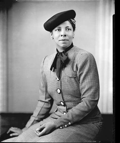 Addison Scurlock Miss Vinita Lewis C1940 Black Women Quotes American Photo Vintage Black
