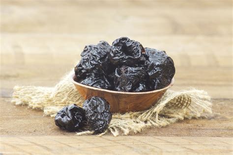 It Turns Out We Should All Be Eating More Prunes Decors Mag Best