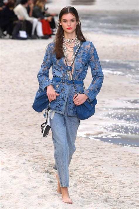 Chanel Spring 19 Paris Fashion High Fashion Fashion Show Womens