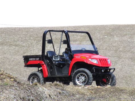 Arctic cat® vehicles can be hazardous to operate. Arctic Cat ARCTIC CAT PROWLER 650 H1 XT 650 4X4 650 cm³ ...