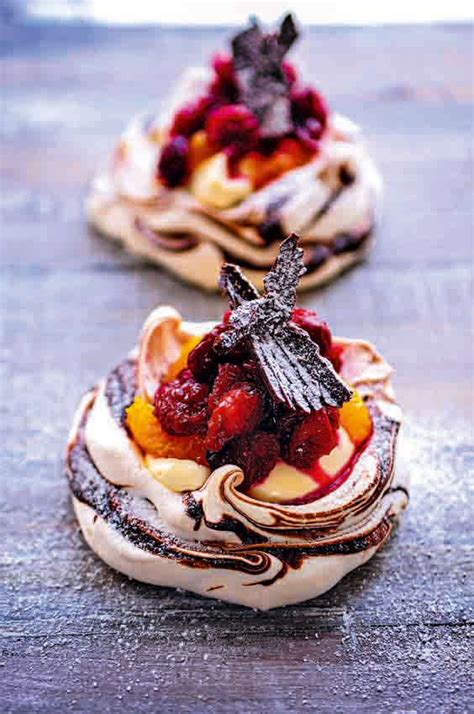 We've found the best desserts to ensure you round off your christmas feast on a sweet high. 16 Awesome Christmas Day Dessert Recipes
