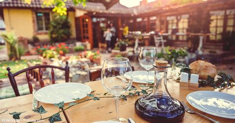 Wir sind garten party weil wir bock auf einen server haben der aktiv und menschlich ist. Gartenparty im Herbst: So einfach verlängern Sie die ...