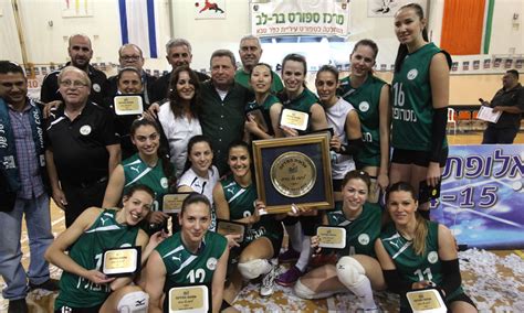 האם אי פעם חלמת להיות מאמן בליגת העל? ליגת העל לנשים: כל מה שצריך לדעת לקראת העונה