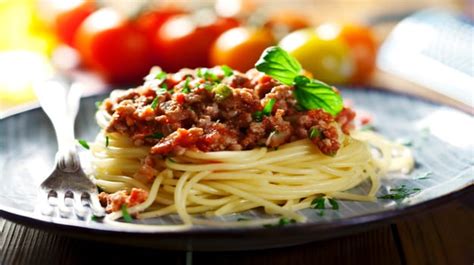 Spaghetti Bolognese Recipe by Vikram Chandra - NDTV Food