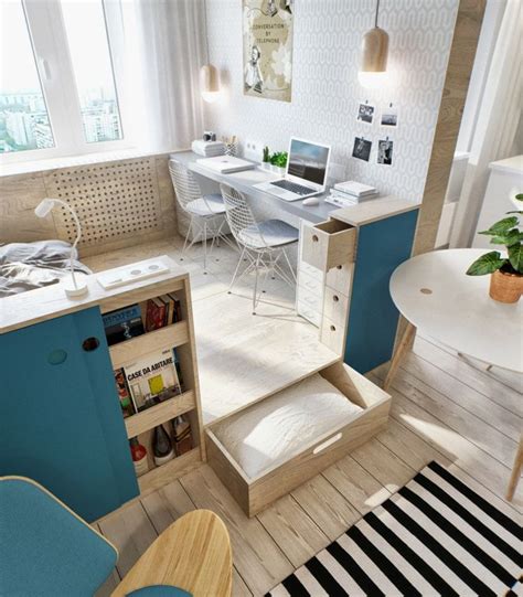 책장과 바닥의 높이차 Step up Flooring 를 이용한 공간 분할의 러시아 스튜디오 원룸 문화가 있는 집 phm