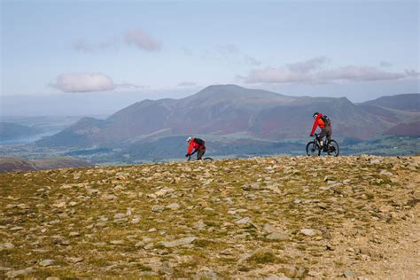 15 Great Lake District Activities Anywhere We Roam