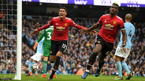 Dia meminta penggawa the red devils untuk membantu fernandes, terkhusus di laga derby menghadapi manchester city. Man City 2 Man Utd 3: Smalling and Pogba spoil the Etihad ...