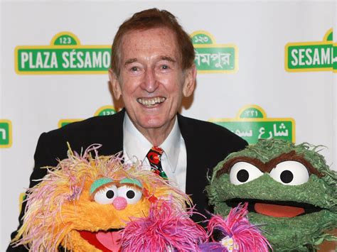 Bob McGrath, beloved 'Sesame Street' legend, dies at 90 | Vancouver Sun