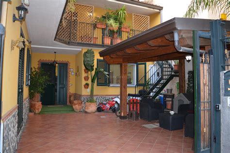 La nostra agenzia immobiliare propone in vendita appartamento di due vani 50 metri quadri circa, sito nel. vendita Casa Indipendente a Catania in Ognina Picanello ...