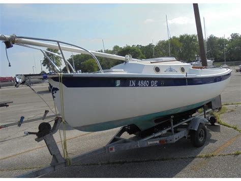 1980 Hutchins Com Pac 16 Iii Sailboat For Sale In Indiana