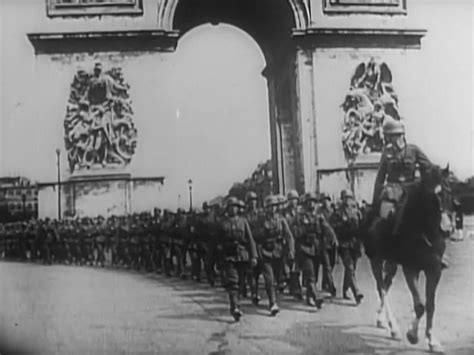 Occupation De Paris En Juin 1940 Ina