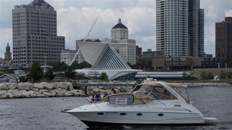 Milwaukee Yacht Club Launches Flotilla For Make A Wish Kids Milwaukee