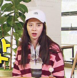 New viewer, you have to add ep #231 to the yoomes bond series.they didn't even recognize (or forgot) ep 140. Song Ji Hyo, Running Man ep. 397. © on gif.