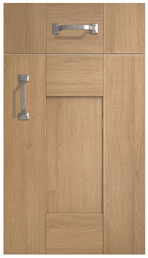 You might discovered one other traditional oak kitchen cabinet doors higher design concepts. Luxury Shaker Oak Kitchen Doors - Kitchen Warehouse UK