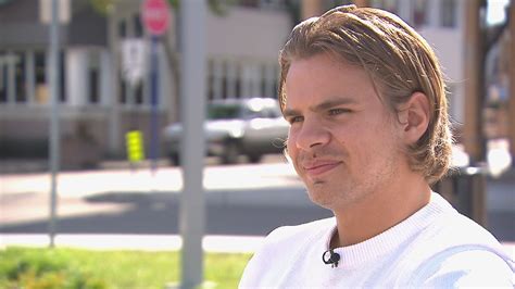We did not find results for: Un jeune Saguenéen fait campagne aux côtés d'Hillary ...