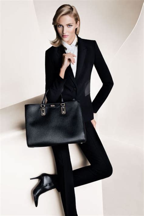 How to Dress for an Interview | Guide to Women's Interview Dressing