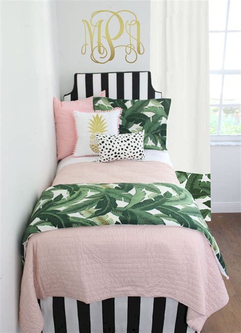 Maybe you would like to learn more about one of these? Beautiful cute diy dorm room decoration ideas (2) | Dorm ...