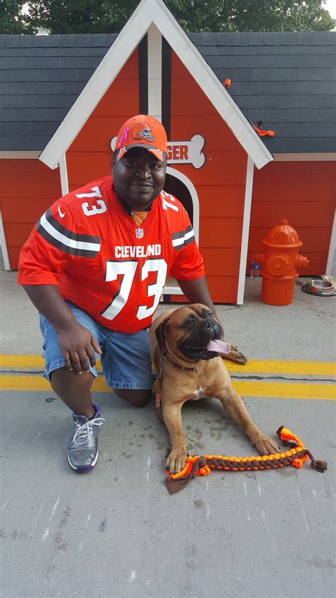 Remembering Swagger Share Your Photos With Beloved Browns Mascot Fox