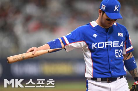 (모음zip.2 l 컴프야 point b하인드 시즌3) #kbo #샌디에이고 #김하성. `부러진 배트` 든 박병호MK포토 - MK스포츠