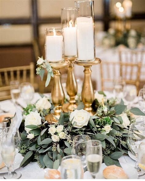 20 Romantic Wedding Centerpieces With Candles Roses And Rings In 2020