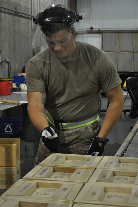 Ordnance Soldiers Gain Real World Skills With Crane Army Depot