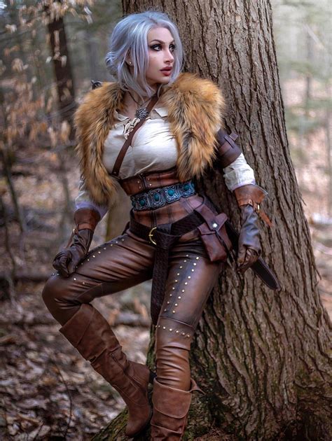 Ciri is a playable character in the witcher 3: Ciri from the Witcher (cosplayer is AzuraCosplay) [self ...