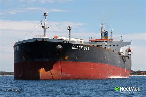 Vessel AURORA (Oil tanker) IMO 9180217, MMSI 636017940