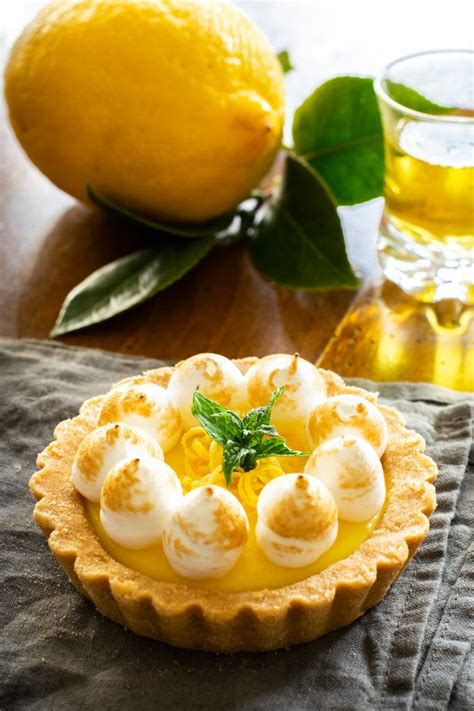 This is marina granziera 06182015 1404 by rafael urrea on vimeo, the home for high quality videos and the people who love them. MERINGUE LEMON PIE AL LIMONCELLO, SENZA COTTURA | LuCake ...