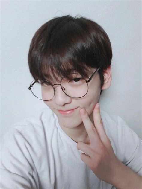 May 31, 2021 @ 4pm pt until june 3, 2021 @ 8am pt* (1pm ht / 4pm pt / 5pm mt / 6pm ct / 7pm et) Weverse update /// #Soobin #TXT #TOMORROW_X_TOGETHER ...