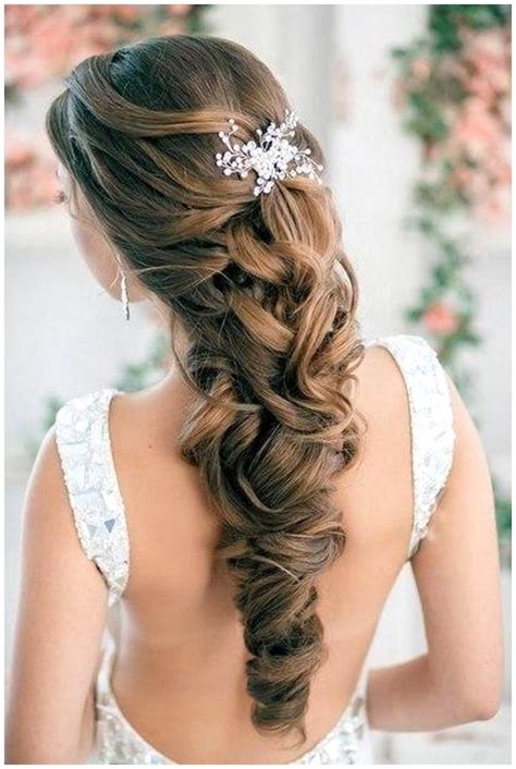 15 Beautiful Wedding Hairstyles For Long Hair 2189478 Weddbook