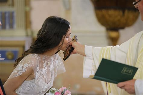 Free Picture Catholic Bride Priest Kiss Cross Woman Wedding