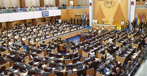 'people's assembly') is the lower members hold their seats until the dewan rakyat is dissolved, the term of which is constitutionally limited to members are referred to as members of parliament (mps) or ahli dewan rakyat (lit. Persidangan Parlimen bakal diadakan selama sehari pada 18 ...
