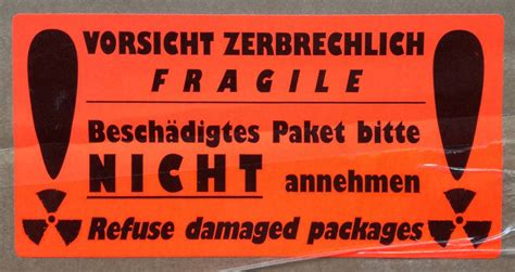 Dhl express kassiert eine zu hohe einfuhrumsatzsteuer, verlangt für diese fragwürdige. Vorsicht Zerbrechlich Zum Ausdrucken Dhl - 40 Rote Warnetiketten Versand Etiketten Xxl Div Texte ...