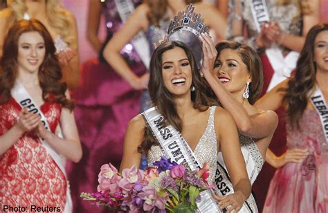 Colombia S Paulina Vega Wins Miss Universe Title Women News Asiaone