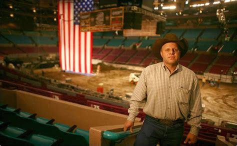 Retired Bull Rider Scouts Biggest Stars On Four Hooves The New York Times