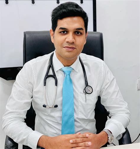 Dr V Ashwin Karuppan Mbbs Md General Physician And Diabetologist
