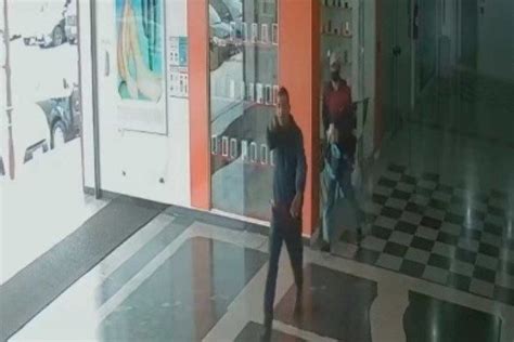 Criminosos Assaltam Loja Em Shopping Do Df E Levam 20 Celulares Veja Vídeo