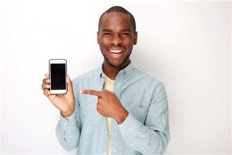 Jeune Téléphone Portable Heureux De Participation D homme D afro