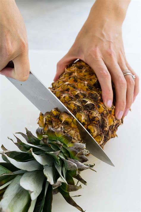 How To Cut A Pineapple Jessica Gavin