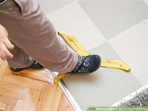 Save the peel from your aforementioned smoothie and rub the insides of it (aka the stringy, mushy part) all over the soles of your feet and anywhere else that's dry. How to Perform the Banana Peel Slide: 6 Steps (with Pictures)