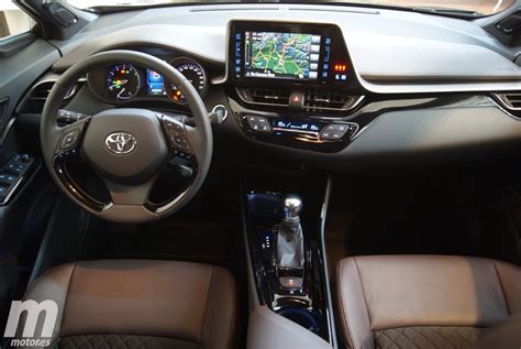 Fotos Interior Toyota C Hr